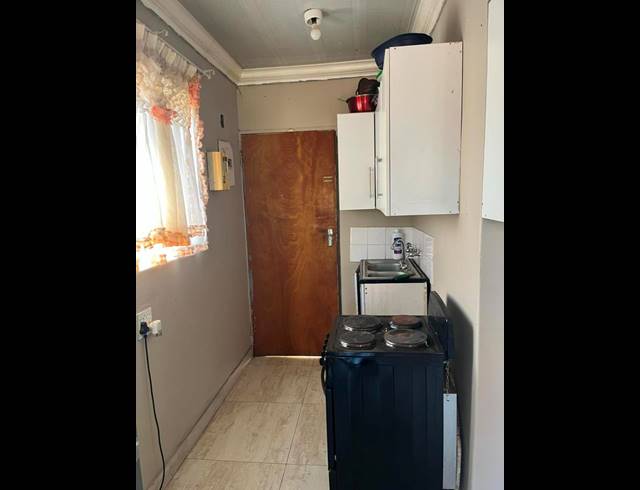 2 BEDROOM HOUSE FOR SALE IN MMABATHO 13